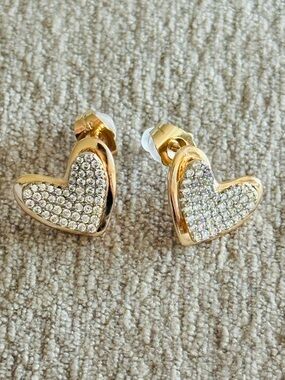 Pavé Heart Earrings